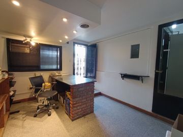 VENTA DEPOSITO, OFICINAS, COCHERAS MUNRO