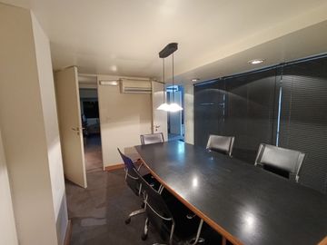 VENTA DEPOSITO, OFICINAS, COCHERAS MUNRO
