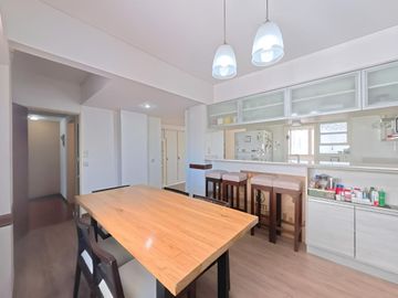 VENTA DEPTO 6 AMB DUPLEX SEMIPISO C/COCH EN FLORES