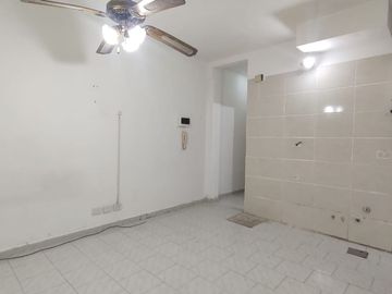 ALQUILER DEPARTAMENTO OFICINA EN ALMAGRO PB