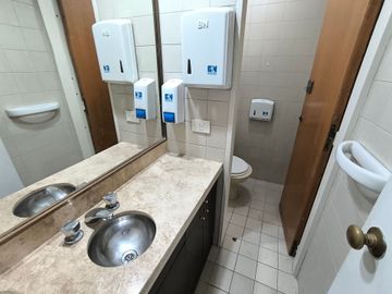 OFICINA EN ALQUILER EN SAN NICOLÁS sobre Florida