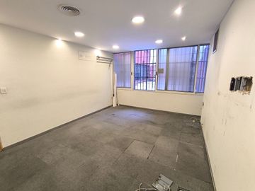 OFICINA EN ALQUILER 166 M² SAN NICOLÁS