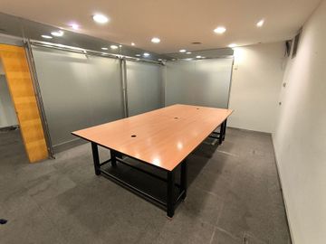 OFICINA EN ALQUILER 166 M² SAN NICOLÁS