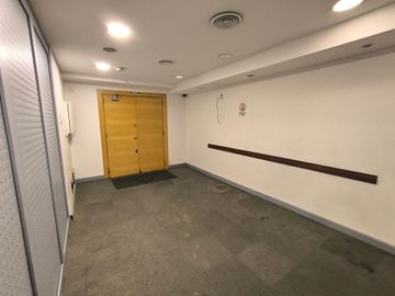 OFICINA EN ALQUILER 166 M² SAN NICOLÁS