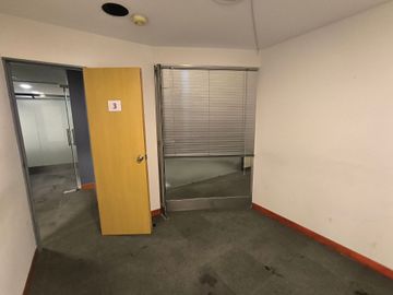 OFICINA EN ALQUILER 166 M² SAN NICOLÁS