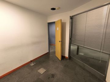 OFICINA EN ALQUILER 166 M² SAN NICOLÁS