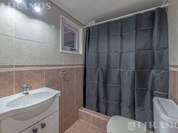 5 AMB CON  COCHERA EN VENTA EN FLORIDA