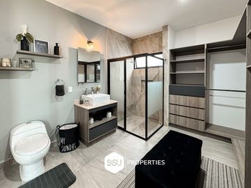 Departamento 2 recámaras con jardín interior
