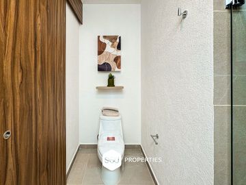 Departamento Townhouse de 2 niveles con amplia terraza en Nuevo Refugio