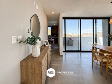 Departamento Townhouse de 2 niveles con amplia terraza en Nuevo Refugio