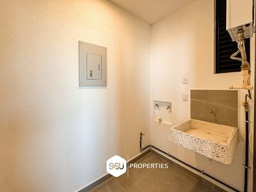 Departamento Townhouse de 2 niveles con amplia terraza en Nuevo Refugio