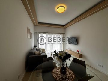 En venta tres ambientes al frente con balcon, Plaza Colon