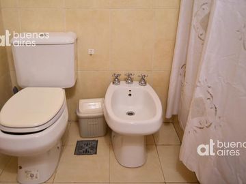 Monoambiente con patio y amenities en Almagro en alquiler temporario