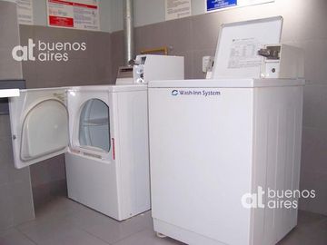 Monoambiente con patio y amenities en Almagro en alquiler temporario