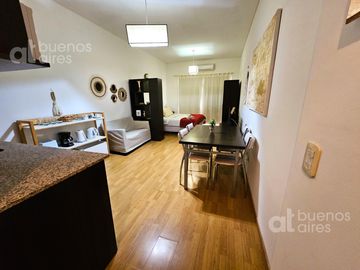 Monoambiente con patio y amenities en Almagro en alquiler temporario