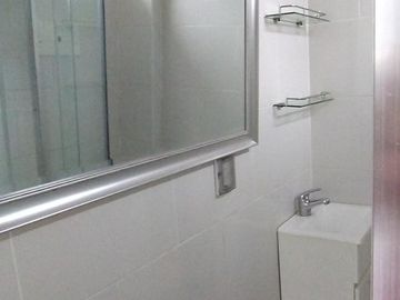 Departamento 2 ambientes al frente. Imperdible!