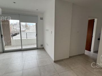 Alquiler departamento 1 dormitorio con balcon, La Plata
