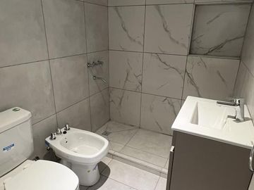 Alquiler departamento 1 dormitorio con balcon, La Plata