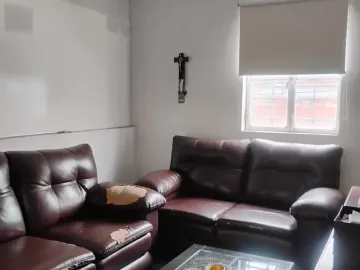 Venta / Renta de Bodega Comercial en Barrio de Refugio cerca del Centro Histórico de Puebla