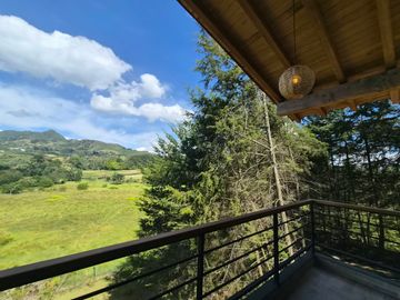 CASA CAMPESTRE UNIDAD CERRADA VIA RIONEGRO LA CEJA