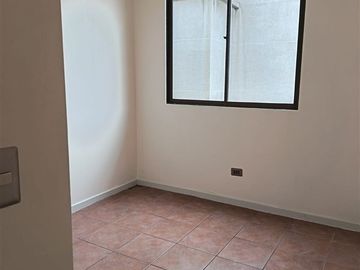 Departamento en Arriendo en A 3 cuadras de metro Parque Ohiggins y a 5 cuadras del metro Toesca