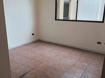 Departamento en Arriendo en A 3 cuadras de metro Parque Ohiggins y a 5 cuadras del metro Toesca