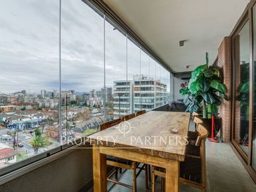 Moderno departamento con vista despejada a la Cordillera