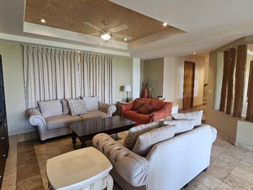 Departamento en Venta en Amapas con Terraza Privada y Jacuzzi