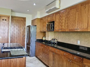 Departamento en Venta en Amapas con Terraza Privada y Jacuzzi