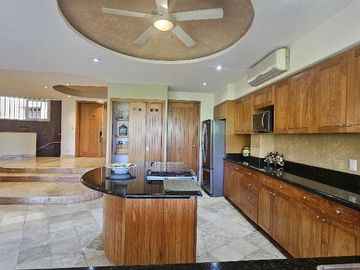 Departamento en Venta en Amapas con Terraza Privada y Jacuzzi