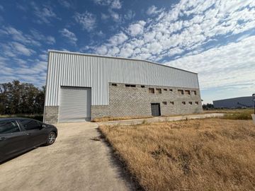 ALQUILER GALPON A ESTRENAR POLO EZEIZA