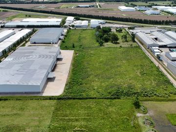 ALQUILER NAVE LOGÍSTICA AAA | 25.000 m² | ZÁRATE | PARQUE INDUSTRIAL | DOCKS + PLAYA | MULTINACIONAL