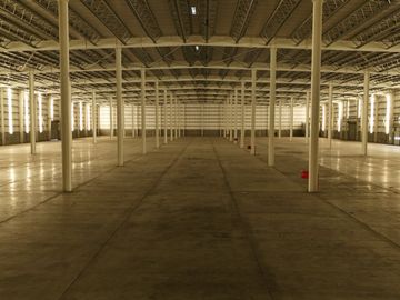 ALQUILER NAVE LOGÍSTICA AAA | 25.000 m² | ZÁRATE | PARQUE INDUSTRIAL | DOCKS + PLAYA | MULTINACIONAL