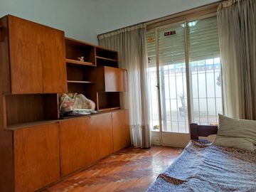 Venta PH 3 ambientes  Villa  Santa Rita  CABA Balcón Corrido y gran patio