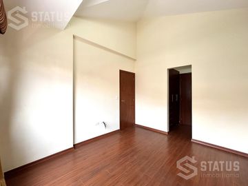 Vendo casa independiente en conjunto  sector Mirasierra - Los Chillos 3 Dorm - $130.000