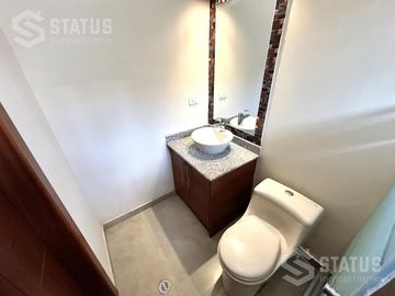 Vendo casa independiente en conjunto  sector Mirasierra - Los Chillos 3 Dorm - $130.000
