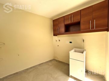 Vendo casa independiente en conjunto  sector Mirasierra - Los Chillos 3 Dorm - $130.000