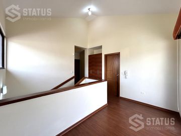 Vendo casa independiente en conjunto  sector Mirasierra - Los Chillos 3 Dorm - $130.000
