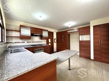Vendo casa independiente en conjunto  sector Mirasierra - Los Chillos 3 Dorm - $130.000