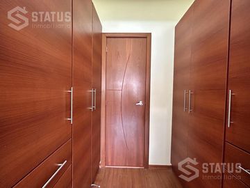 Vendo casa independiente en conjunto  sector Mirasierra - Los Chillos 3 Dorm - $130.000