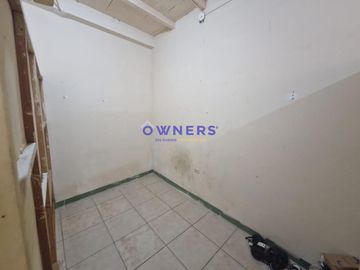 VENTA DE CASA RENTERA | 8 DEPARTAMENTOS |SUROESTE DE GYE | CALLE MARACAIBO (LC)