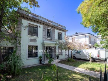 Casa en venta en Providencia Metro Inés de Suárez