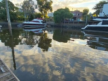 Boat Center – Casa con amarra propia sobre el Río Luján | APTO CRÉDITO