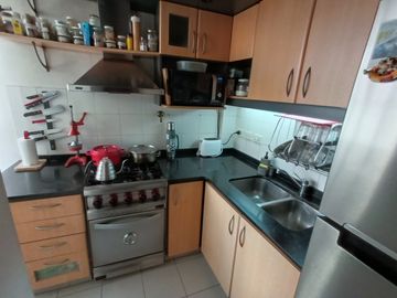 Venta 3 ambientes con dependencias y balcón al frente en Almagro