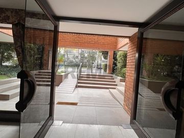 VENTA LUMINOSO DEPARTAMENTO 4D3B. LAS CONDES