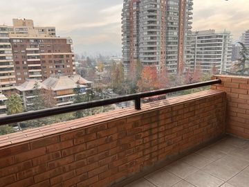 VENTA LUMINOSO DEPARTAMENTO 4D3B. LAS CONDES