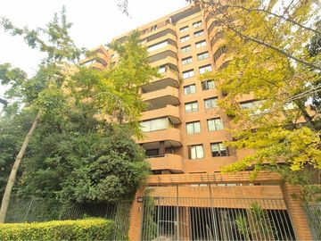 VENTA LUMINOSO DEPARTAMENTO 4D3B. LAS CONDES