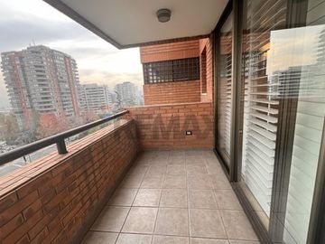 VENTA LUMINOSO DEPARTAMENTO 4D3B. LAS CONDES