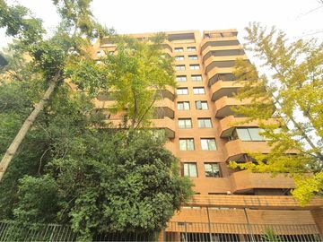 VENTA LUMINOSO DEPARTAMENTO 4D3B. LAS CONDES