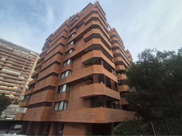VENTA LUMINOSO DEPARTAMENTO 4D3B. LAS CONDES